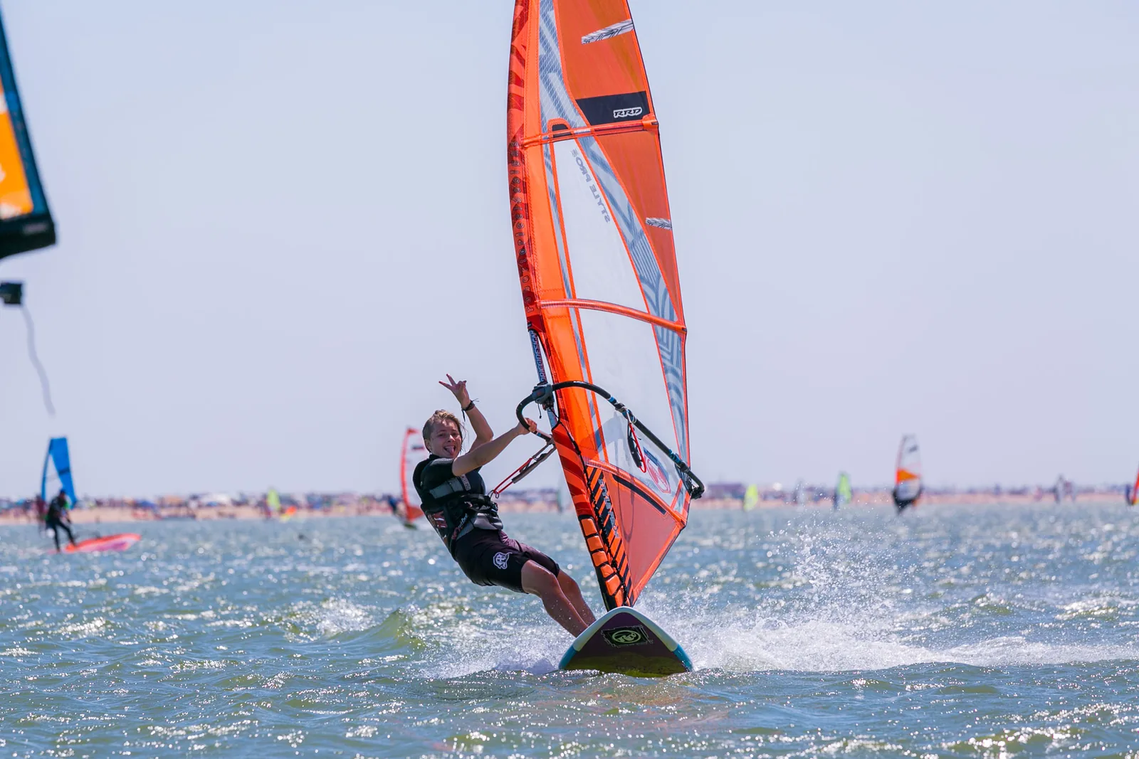 Vetratoria — windsurf и wingfoil школы